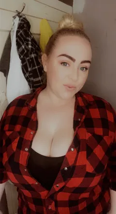 OnlyFans cuenta zaraclark91 header 2