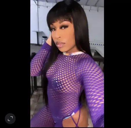 OnlyFans cuenta prettybrown_lv avatar 1