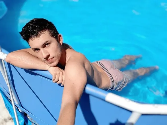 OnlyFans cuenta onlyxelo6969 header 2
