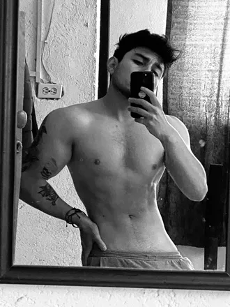 OnlyFans account  ostaris avatar 1