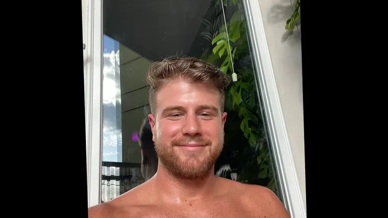 OnlyFans account  tampatomfree avatar 1