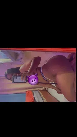 OnlyFans cuenta mami_queen1 header 2