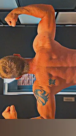 OnlyFans cuenta hotdadproject header 2