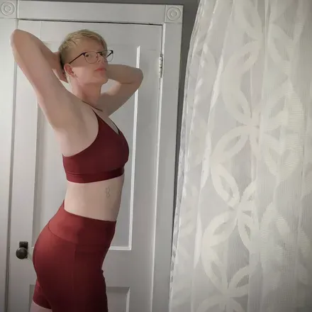 OnlyFans account  izzy.j avatar 1