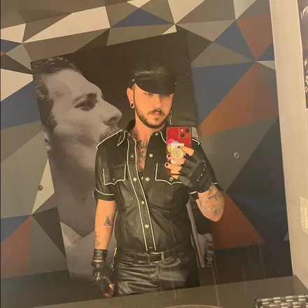 OnlyFans cuenta eb_eliasleigh header 2