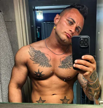 OnlyFans cuenta aris_owner avatar 1