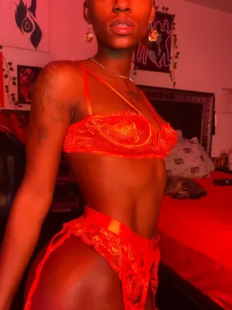OnlyFans cuenta juiciestgenie avatar 1