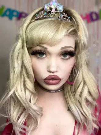 OnlyFans cuenta yourfetishdoll avatar 1
