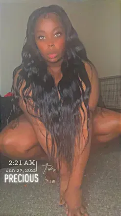 OnlyFans account  pretty.pussy.precious avatar 1