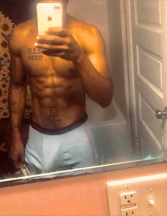 OnlyFans cuenta u99900595 header 2