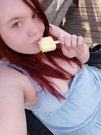 OnlyFans cuenta thatbitchwannaplaywithme header 2