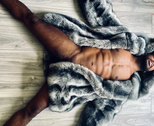 OnlyFans account  ylsupper header 2