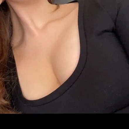 OnlyFans cuenta rmariann header 2
