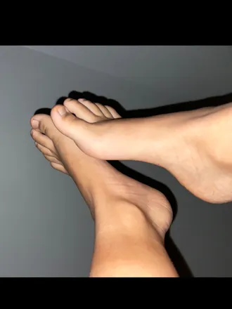 OnlyFans cuenta feetyourfeed1 header 2