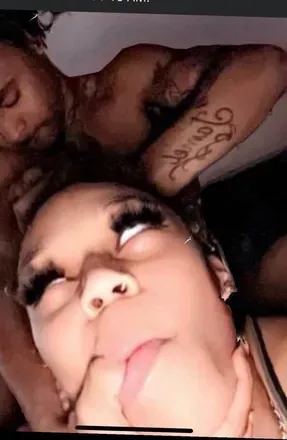 OnlyFans cuenta stretchmeoutxxx2 header 2
