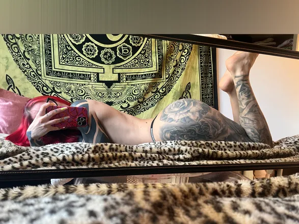 OnlyFans cuenta cascinamajor header 2