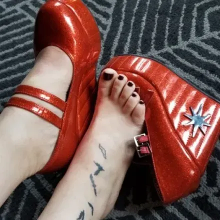 OnlyFans cuenta rbyslippers avatar 1