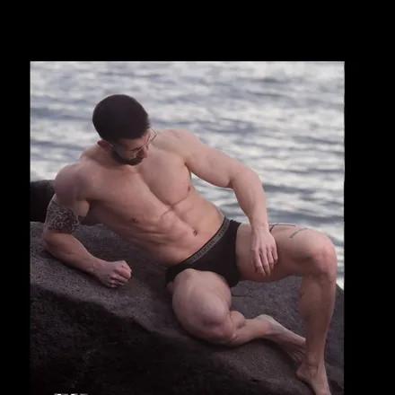 OnlyFans cuenta thepunisherhot header 2