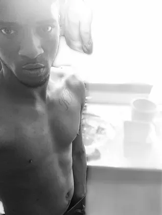 OnlyFans cuenta tae4everred avatar 1