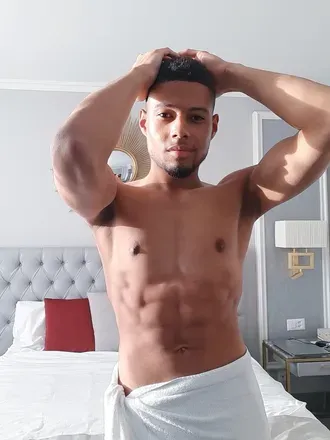 OnlyFans account  yllanmoreno avatar 1