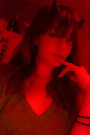 OnlyFans account  tinytts21 avatar 1