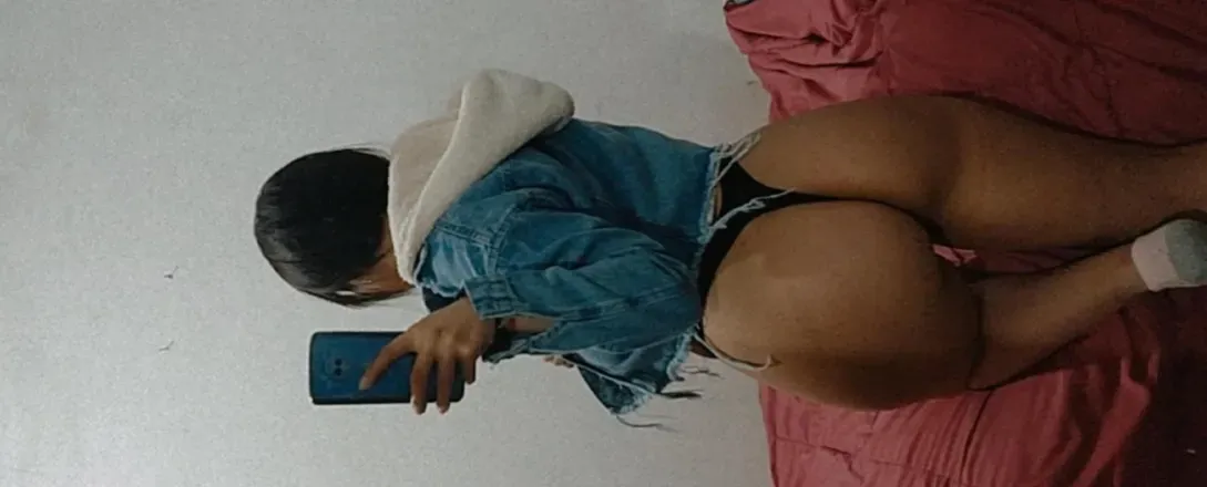 OnlyFans cuenta roxana.m22 header 2