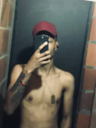 OnlyFans cuenta lyiam header 2