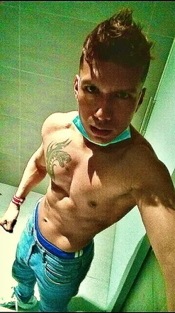 OnlyFans cuenta alexbestial99 header 2