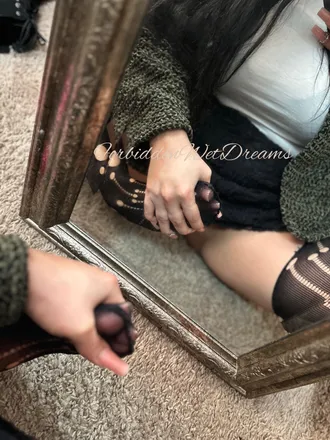 OnlyFans cuenta forbiddenwetdreams header 2