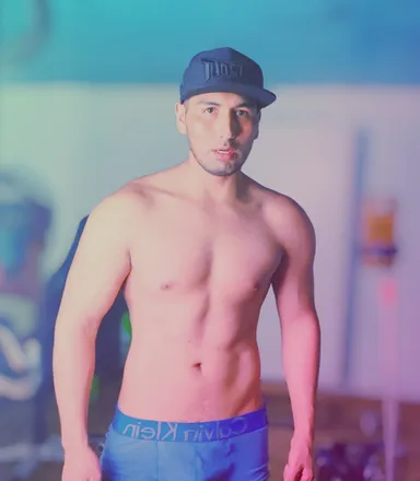 OnlyFans account  arnold18 header 2