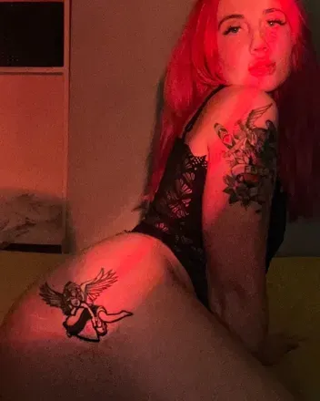 OnlyFans cuenta onyourbruisedknees avatar 1