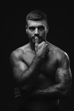 OnlyFans account  chulo95 header 2