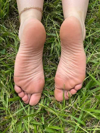 OnlyFans cuenta babyangelfeet99 avatar 1