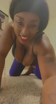 OnlyFans account  lelelicious header 2
