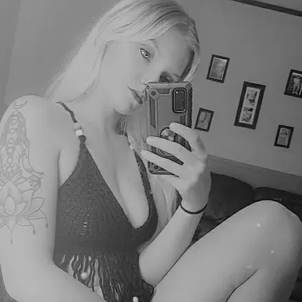 OnlyFans account  marlinbabe avatar 1