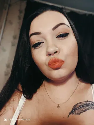 OnlyFans cuenta milenastrip header 2