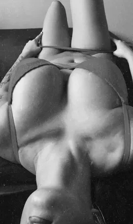 OnlyFans cuenta prettypunisher90 header 2