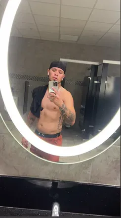 OnlyFans cuenta yourboiikhriz avatar 1