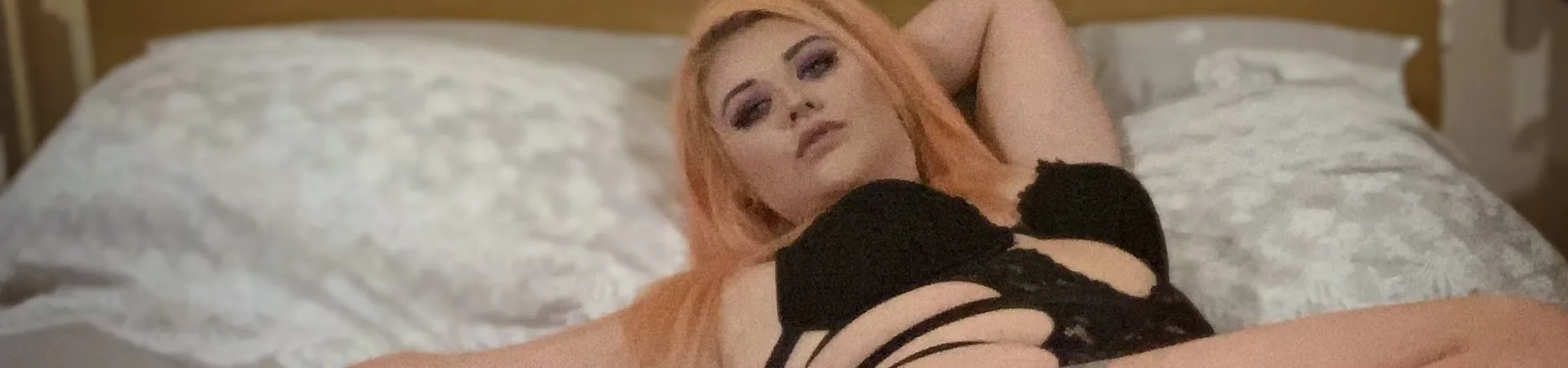 OnlyFans cuenta xbelle_babyx header 2