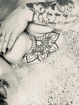 OnlyFans cuenta jenni.quinn header 2