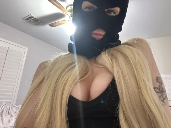 OnlyFans account  sapphirelondon_xoxo avatar 1