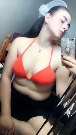 OnlyFans cuenta mombear01 header 2