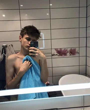 OnlyFans account  susmac header 2