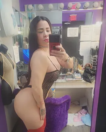 OnlyFans cuenta patymontes_cositarica avatar 1