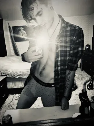 OnlyFans cuenta itsyaboi0069 avatar 1