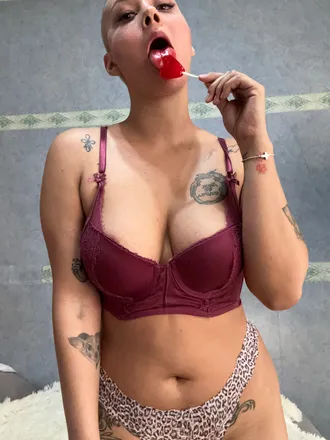 OnlyFans account  crisro27 header 2