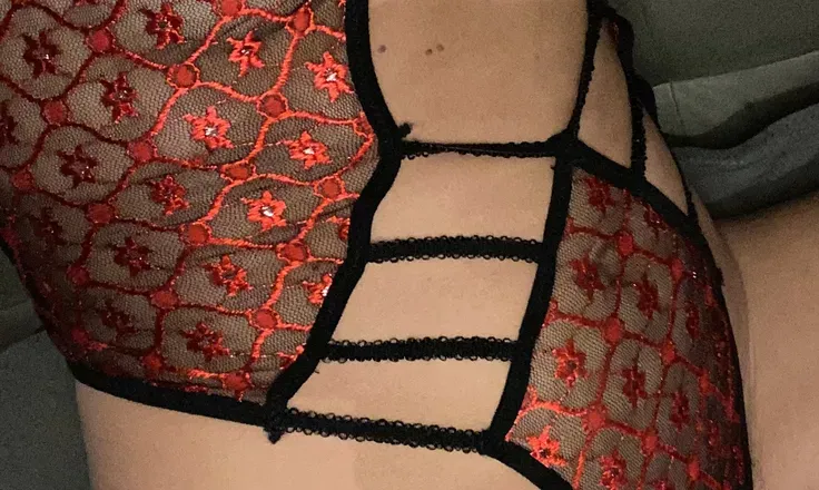 OnlyFans cuenta little-bit-cute header 2