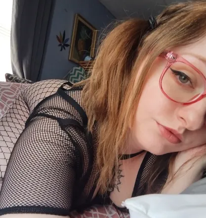 OnlyFans cuenta thesensitivebrat header 2