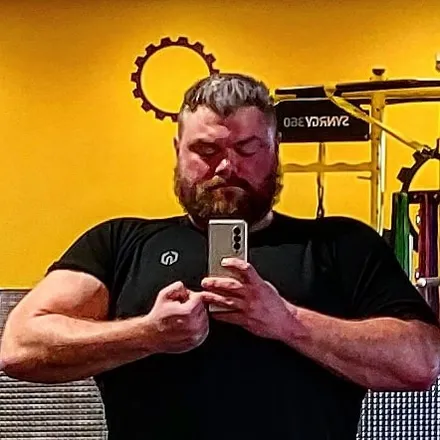 OnlyFans cuenta mattyc7887 header 2