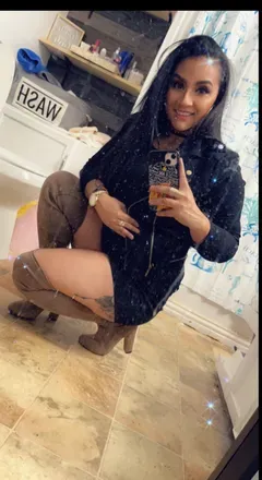 OnlyFans cuenta karollatina1234 avatar 1